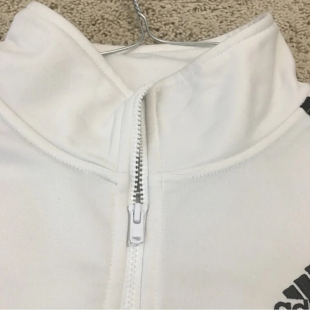 Adidas white full zip up boys size extra large 18-20